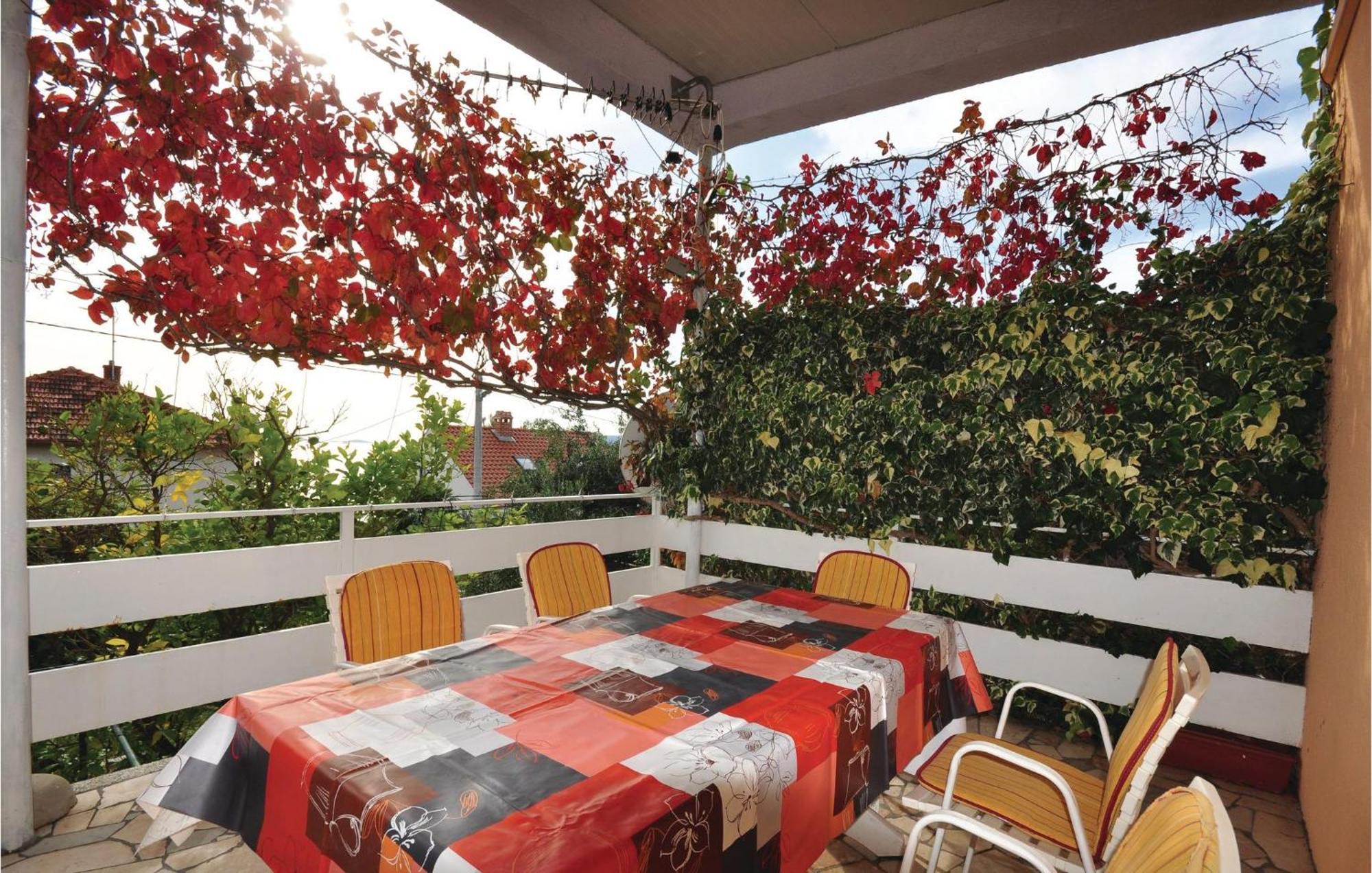 Awesome Home In Seget Vranjica With Wifi Exterior photo